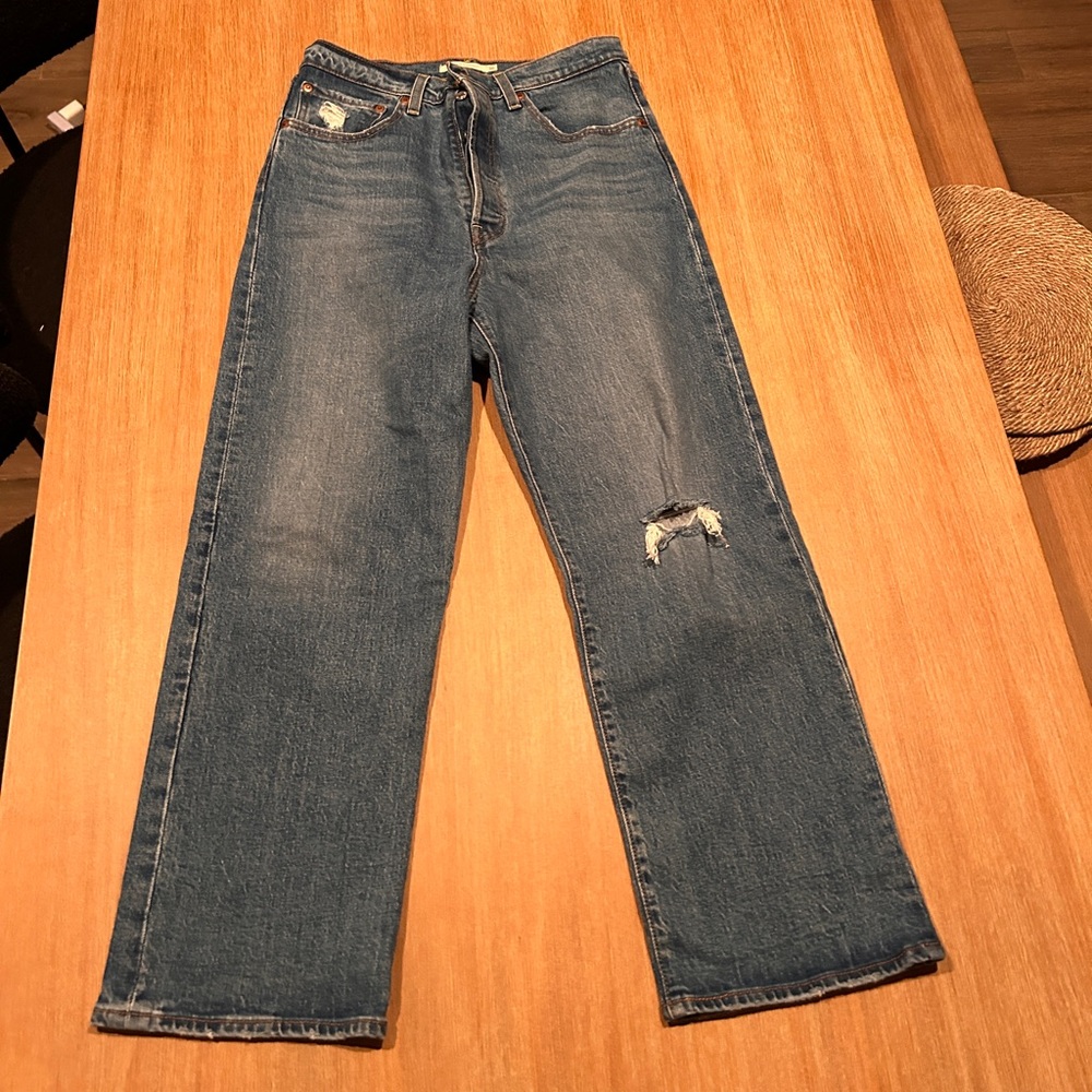 Levi’s Ribcage Straight Jeans - Size 30 Distressed Denim